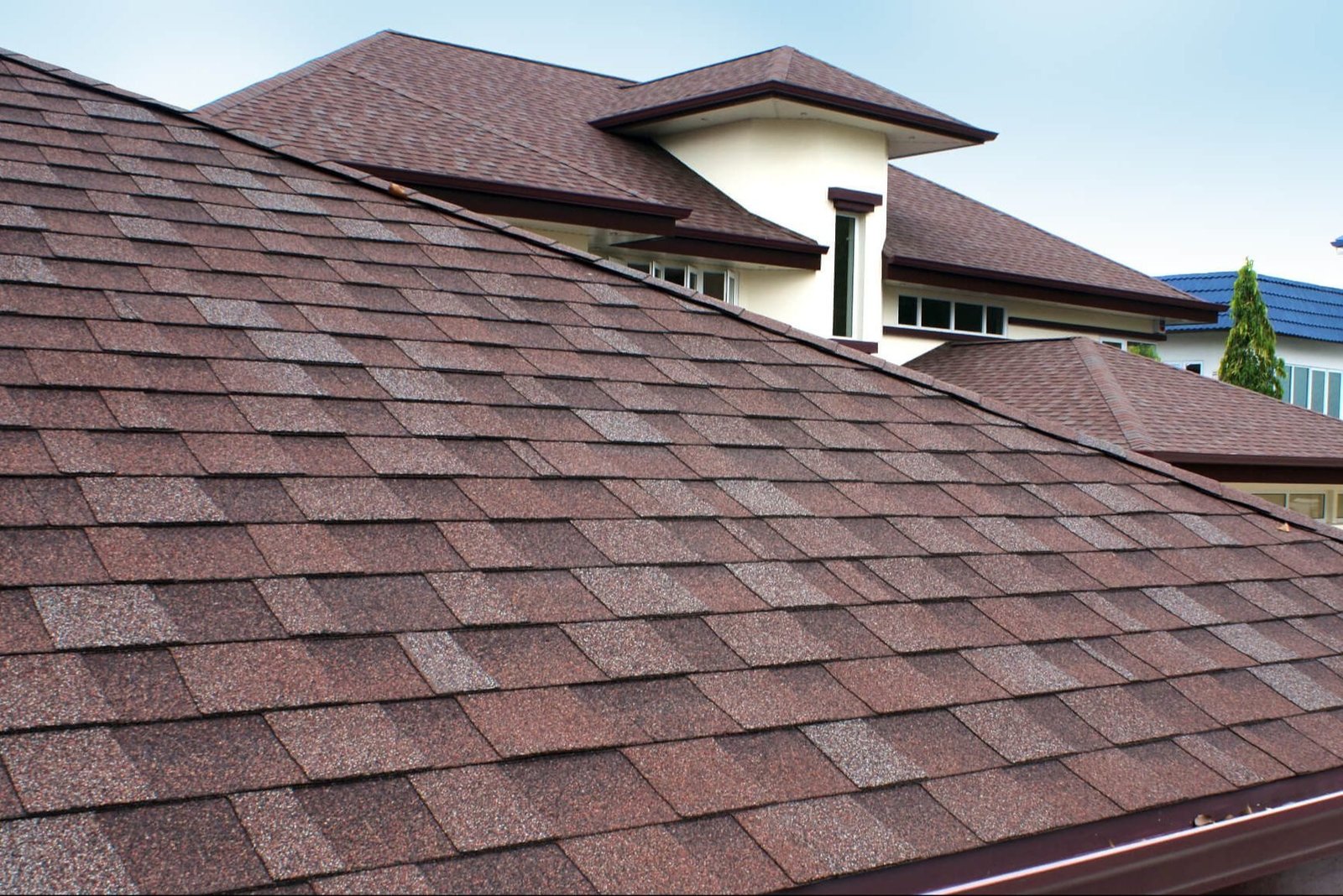 asphalt roofing shingles